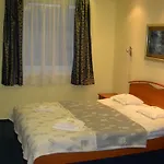 Hotel City 3*