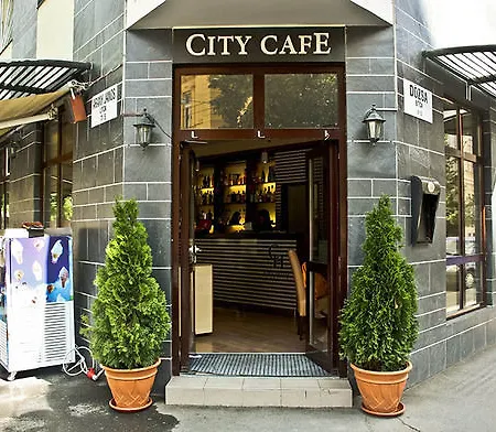מלון City 3*