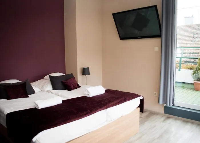 City Hotell 3*
